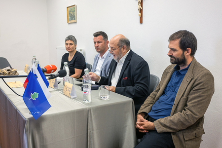 Jelka Pšajd, Darko Horvat, dr. Janez Balažic, dr. Andrej Magdič (od leve proti desni)